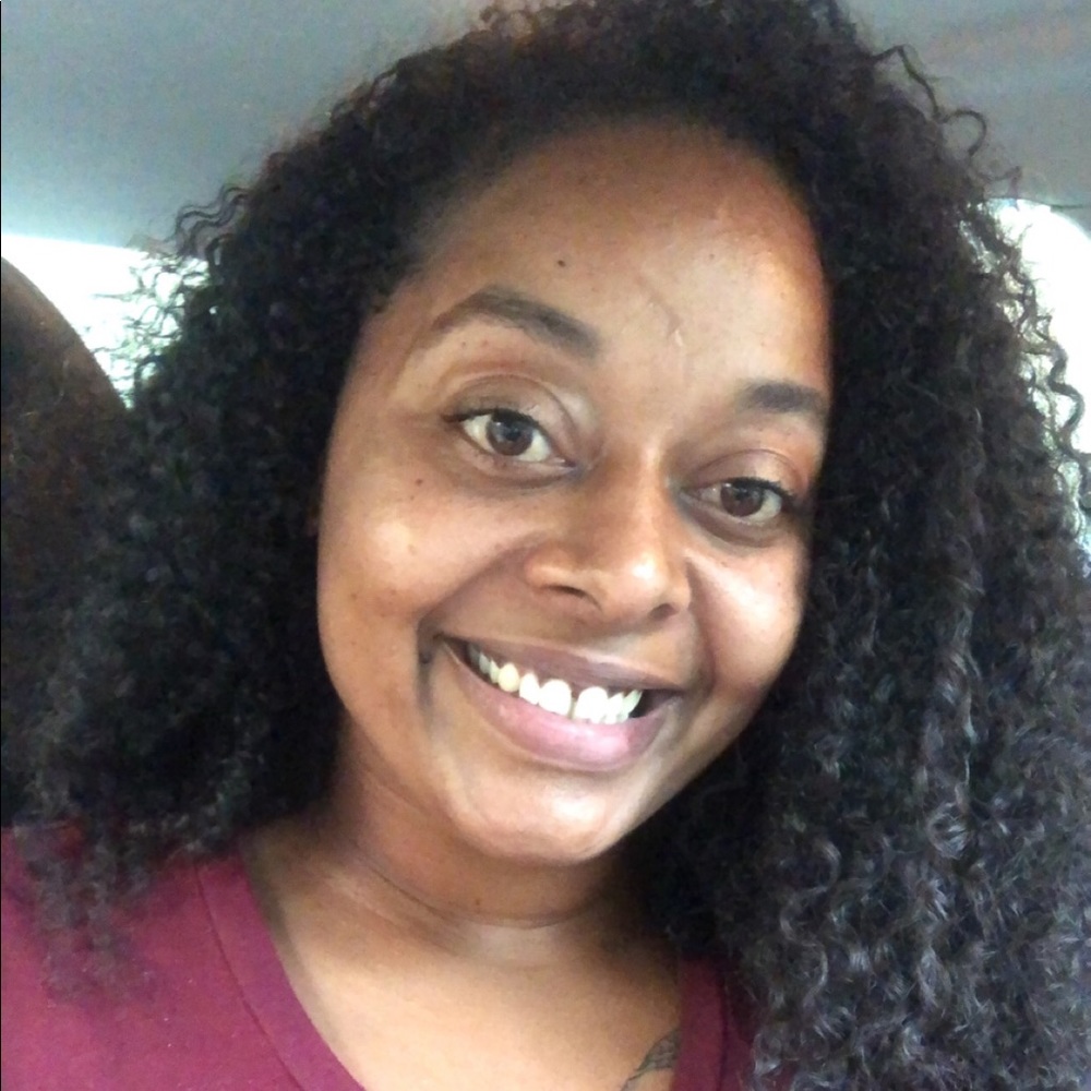 Meet your Posher, Shanika